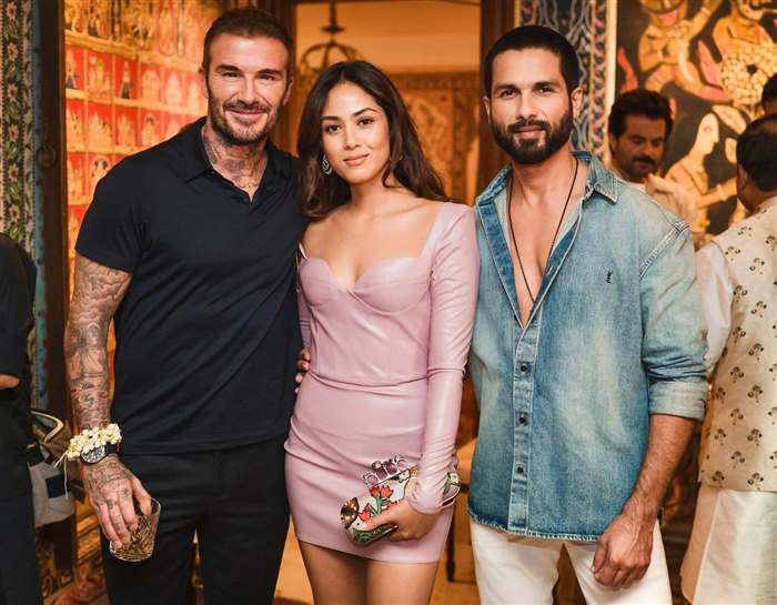 Shah Rukh Khan Hosts Football Icon David Beckham