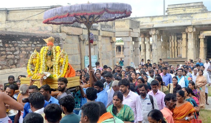 ಮೇಲುಕೋಟೆ ಚಲುವನಾರಾಯಣಸ್ವಾಮಿ ತೊಟ್ಟಿಲಮಡು ಜಾತ್ರಾ ಮಹೋತ್ಸವ ಸಂಪನ್ನ