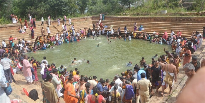 ಮೇಲುಕೋಟೆ ಚಲುವನಾರಾಯಣಸ್ವಾಮಿ ತೊಟ್ಟಿಲಮಡು ಜಾತ್ರಾ ಮಹೋತ್ಸವ ಸಂಪನ್ನ