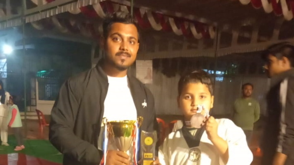 Photos: Bihar के बच्चों ने बढ़ाया मान, Taekwondo प्रतियोगिता में गोल्ड और ब्रॉन्ज़ मेडल पर जमया क़ब्ज़ा