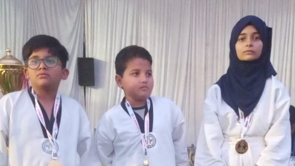 Photos: Bihar के बच्चों ने बढ़ाया मान, Taekwondo प्रतियोगिता में गोल्ड और ब्रॉन्ज़ मेडल पर जमया क़ब्ज़ा