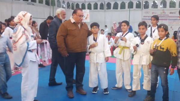 Photos: Bihar के बच्चों ने बढ़ाया मान, Taekwondo प्रतियोगिता में गोल्ड और ब्रॉन्ज़ मेडल पर जमया क़ब्ज़ा