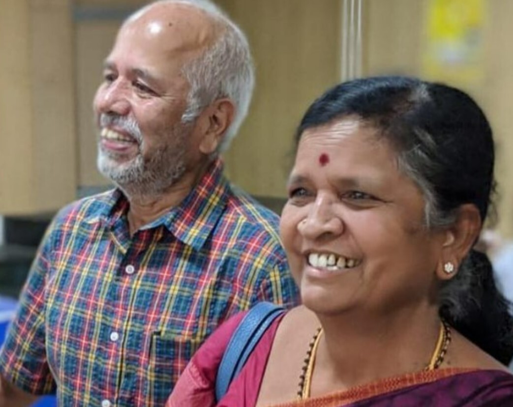 PHOTOS: சக போட்டியாளர்களை அலறவிடும்.. பிக் பாஸ் மாயாவின் குடும்பத்தை பாத்துருக்கீங்களா? மொத்தம் மூணு சிஸ்டர்ஸ் இருக்காங்களாம்! 