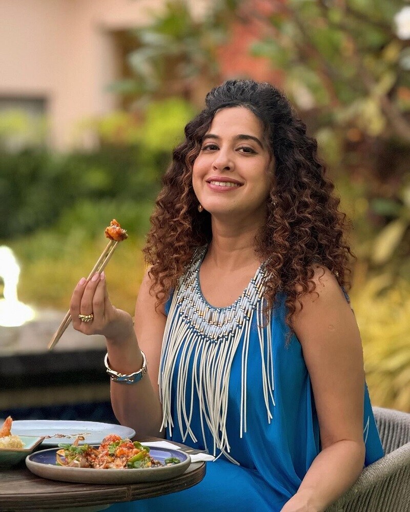 कौन हैं कामिया जानी,  जिनके जगन्‍नाथ मंदिर जाने पर उठी गिरफ्तारी की मांग, खाना खा-खाकर बन गईं करोड़ों की मालकिन