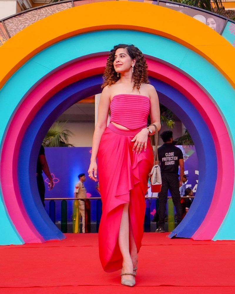 कौन हैं कामिया जानी,  जिनके जगन्‍नाथ मंदिर जाने पर उठी गिरफ्तारी की मांग, खाना खा-खाकर बन गईं करोड़ों की मालकिन