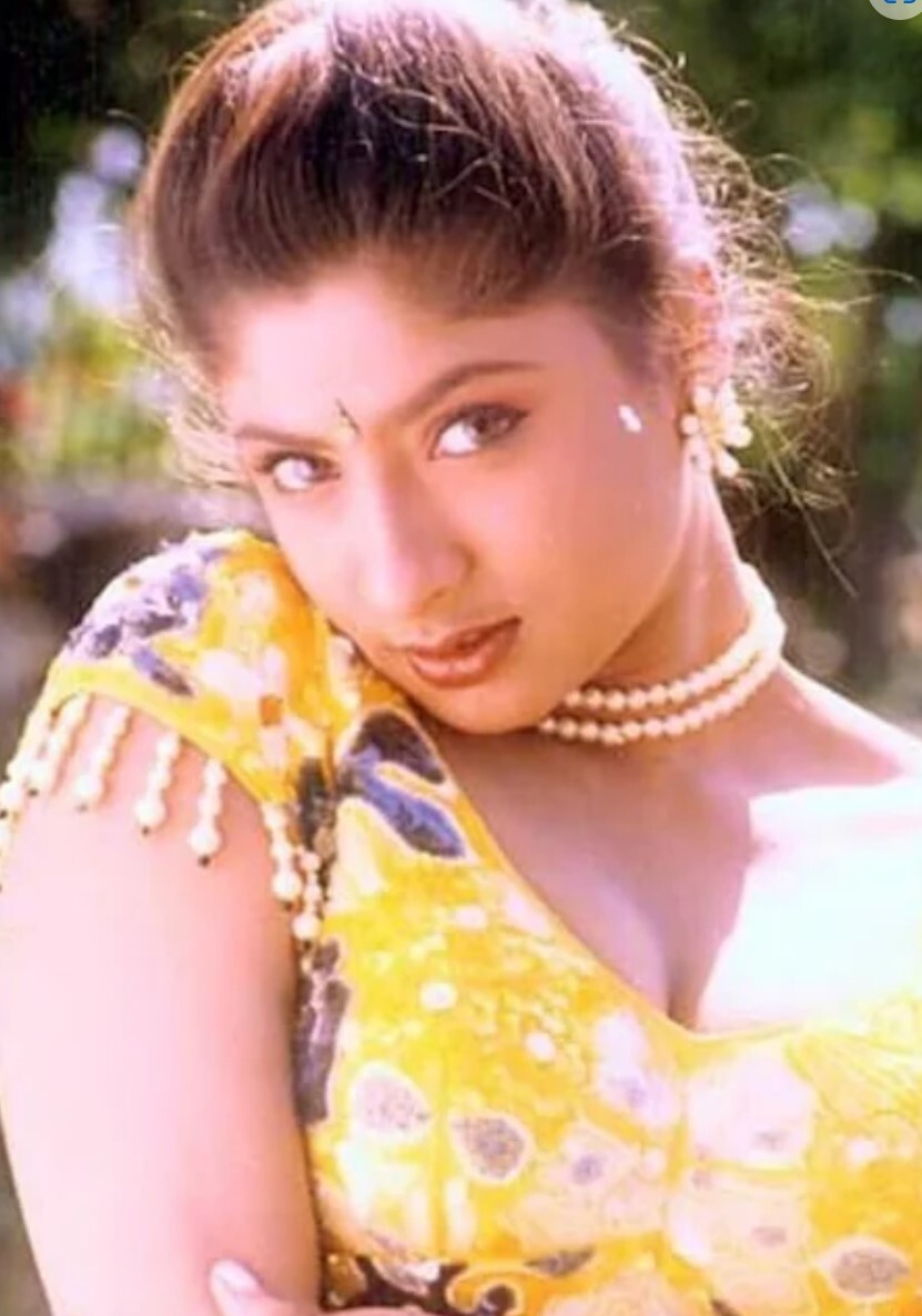 PHOTOS: ஜென்டில்மேன், முத்து பட நடிகை சுபஸ்ரீ-யை நியாபகம் இருக்கா? இப்ப எப்படி இருக்காங்கன்னு பாத்தீங்களா!