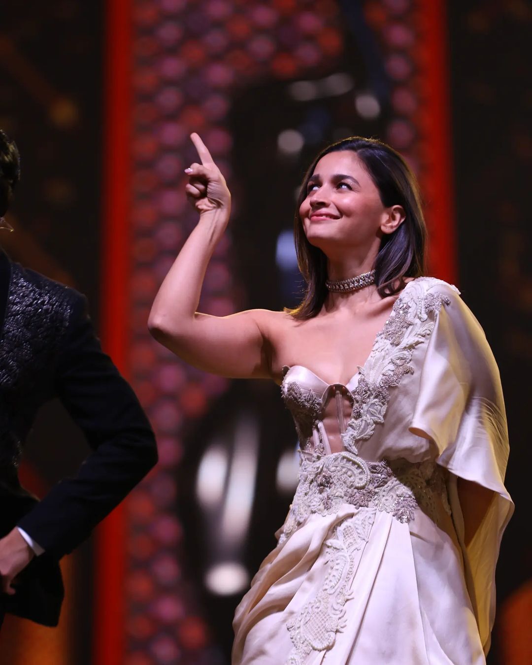 In Pics: Alia-Ranbir To Varun Dhawan, Bollywood's Finest Shine Bright at Filmfare Awards 2024