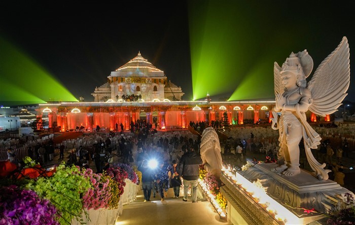 In Pics: Ram Mandir Aglow with Light After Consecration Ceremony in ...