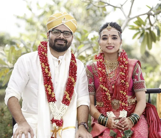Kannada Actor Nagabhushana and Pooja Prakash's Belagavi Wedding Photos