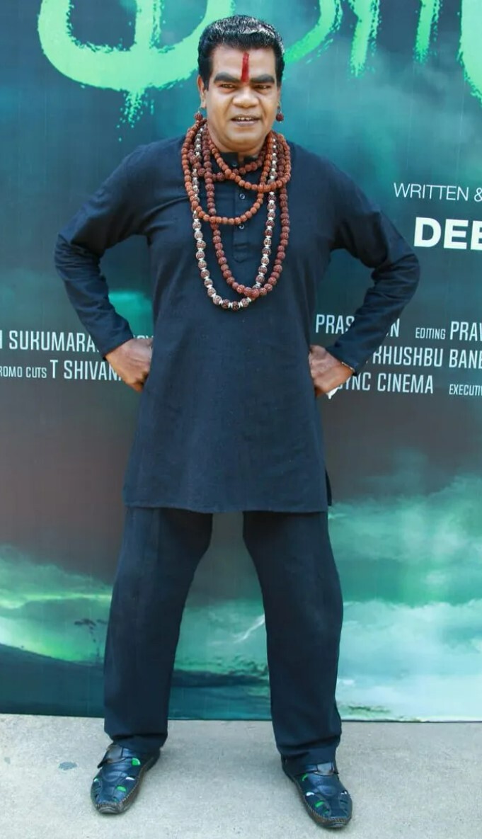 PHOTOS: வில்லன் நடிகர் பொன்னம்பலத்தின் மகளை பாத்துருக்கீங்களா? வெளியான புகைப்படங்கள்!