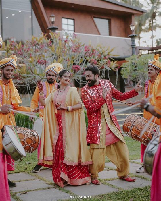 Haldi Pics: കൗണ്ട് ഡൗണ്‍ തുടങ്ങിക്കഴിഞ്ഞു! ഹല്‍ദി കളറാക്കി ജിപിയും ഗോപികയും, ആഘോഷങ്ങള്‍ 'പവര്‍ഫുള്‍' ആക്കി താരസുഹ്യത്തുക്കളും... കാണാം ഫോട്ടോസ്...