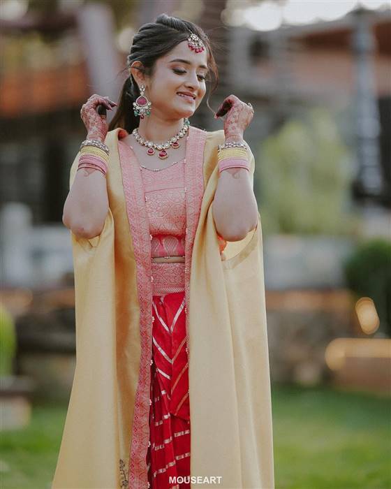 Haldi Pics: കൗണ്ട് ഡൗണ്‍ തുടങ്ങിക്കഴിഞ്ഞു! ഹല്‍ദി കളറാക്കി ജിപിയും ഗോപികയും, ആഘോഷങ്ങള്‍ 'പവര്‍ഫുള്‍' ആക്കി താരസുഹ്യത്തുക്കളും... കാണാം ഫോട്ടോസ്...