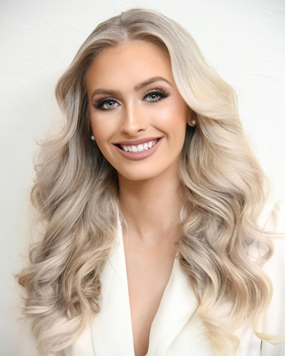 एयरफोर्स की ये महिला पायलट अब Miss America में बिखेरेंगी अपना जलवा, तस्वीरें देख खो जाएंगे आप