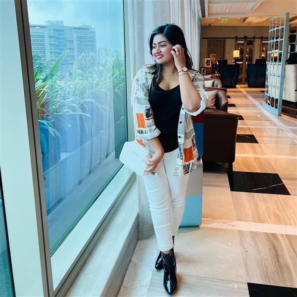 PHOTOS: டிடிஎப் வாசனுடன் நெருக்கமாக இருக்கும் நடிகை.. தோழியா? காதலியா? அவரே வெளியிட்ட போட்டோஸ்!