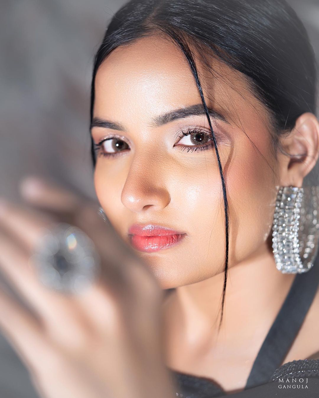 Actress Siri Hanumanth lovely Photos