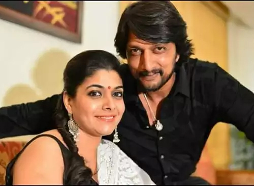 Mahesh Babu, Ram Charan & More South Indian Stars Stunning Wives