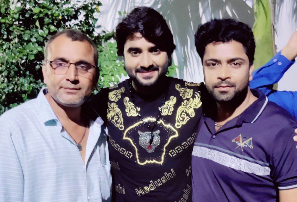 Pradeep Pandey Chintu Bhojpuri film 'Aankhen'