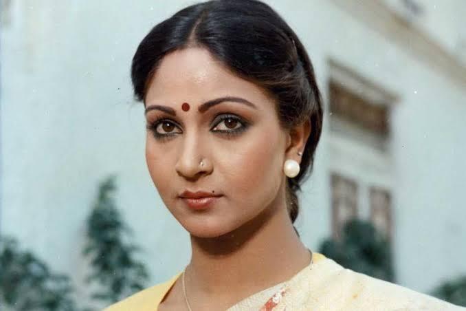 who is rati agnihotri husband