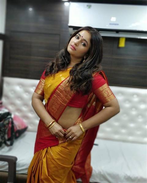 poonam bajwa