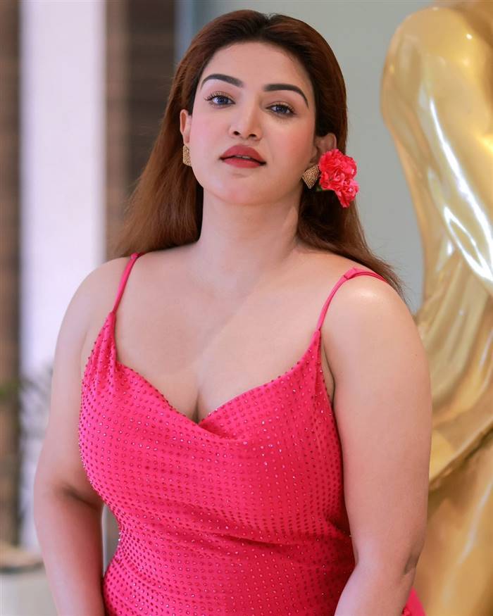 honey rose viral photoshoot