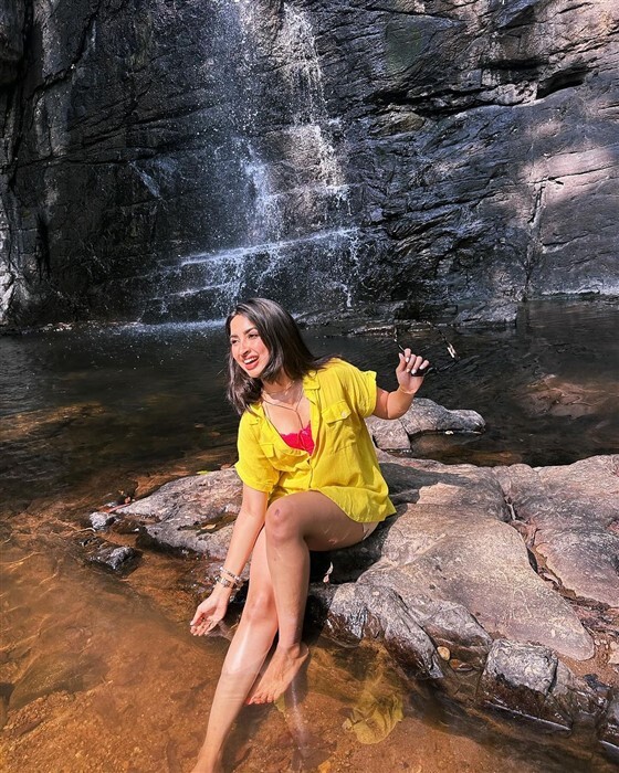 Kannada Actress Sanya Iyer new vacation photos