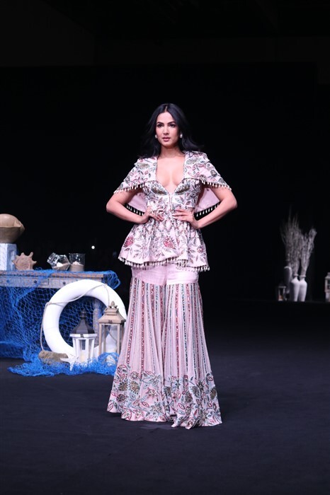 Sonal Chauhan walking the ramp at the Lakme Fashion Week.