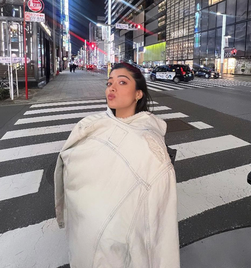 Rashmika's unseen bits of her trip to Japan