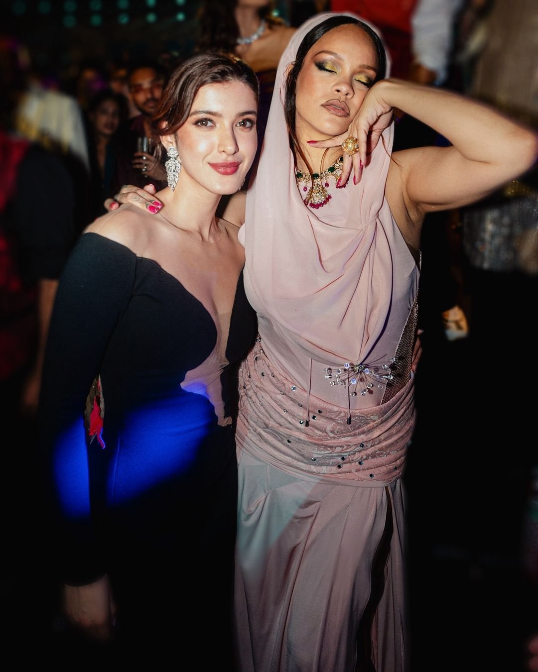 Shanaya Kapoor throwback picture of herself with Rihanna