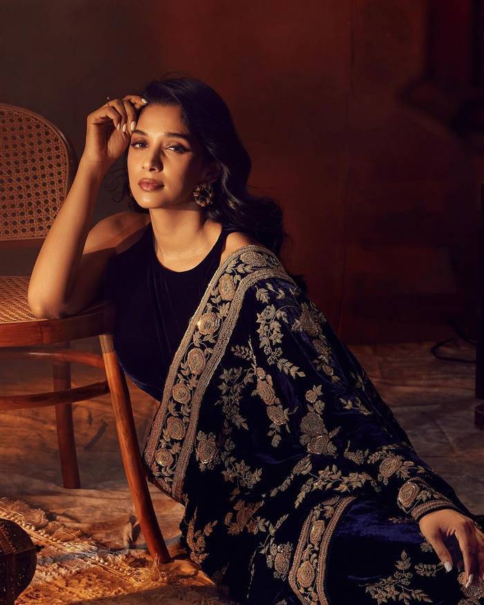 nyla usha saree look