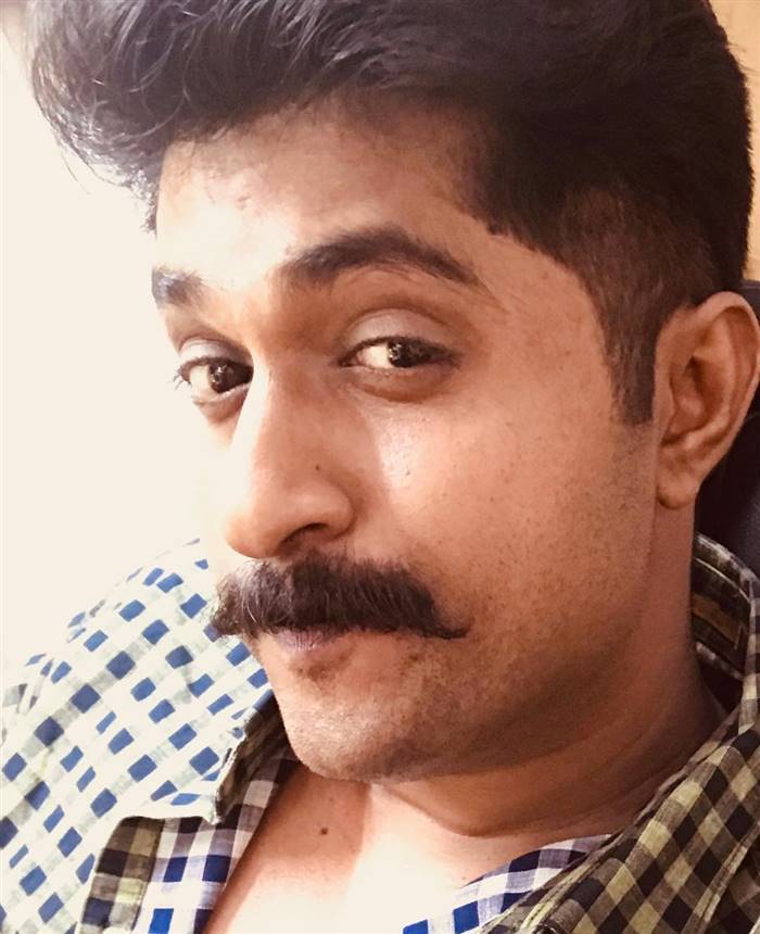 dhyan sreenivasan photo