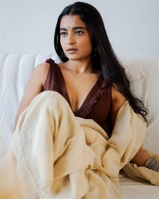 Actress Chaithra J Achar's gorgeous Saree photos