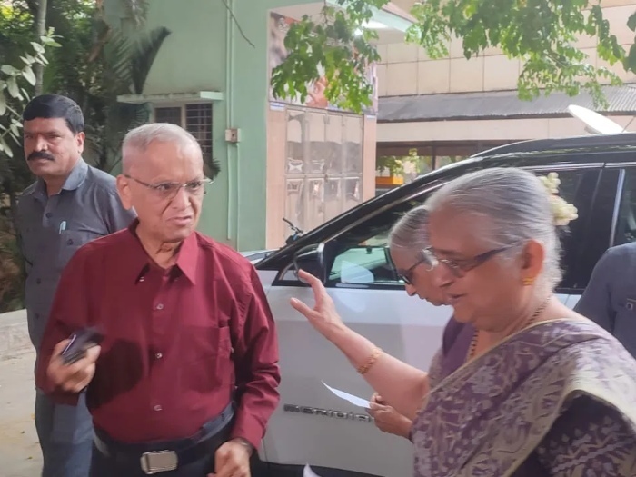 Bengaluru Lok Sabha Election: Nirmala Sitharaman to R Ashok List of Politicians who Casted Their Vot