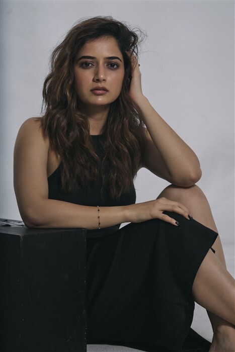 Actress Ashika Ranganath Hot Photos in Black Dress, Netizens react