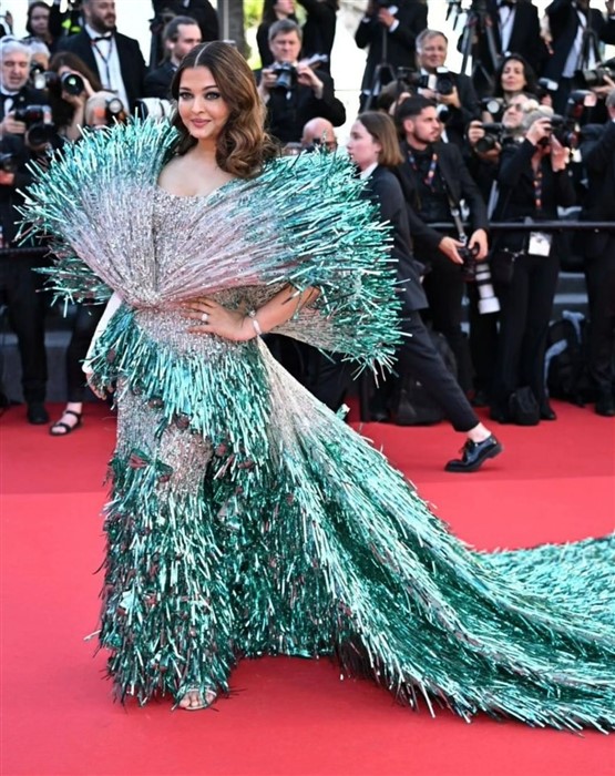 Aishwarya Rai Bachchan Dazzles in a Mesmerizing Blue and Silver Ensemble