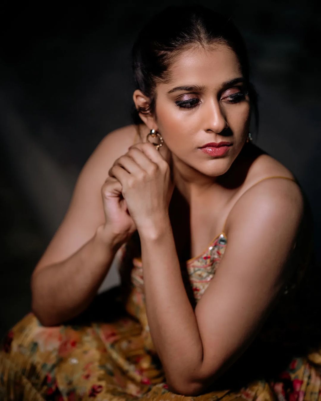 Rashmi Gautam latest stills