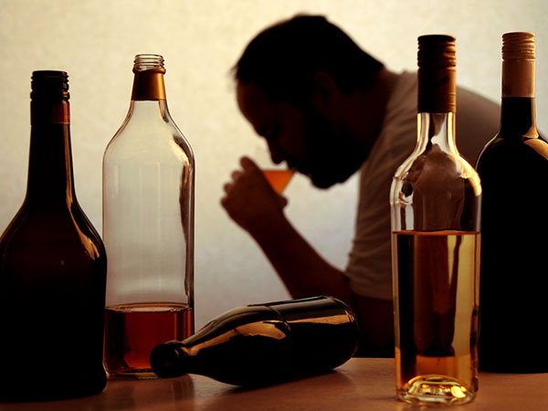 Foods to eat while drinking alcohol