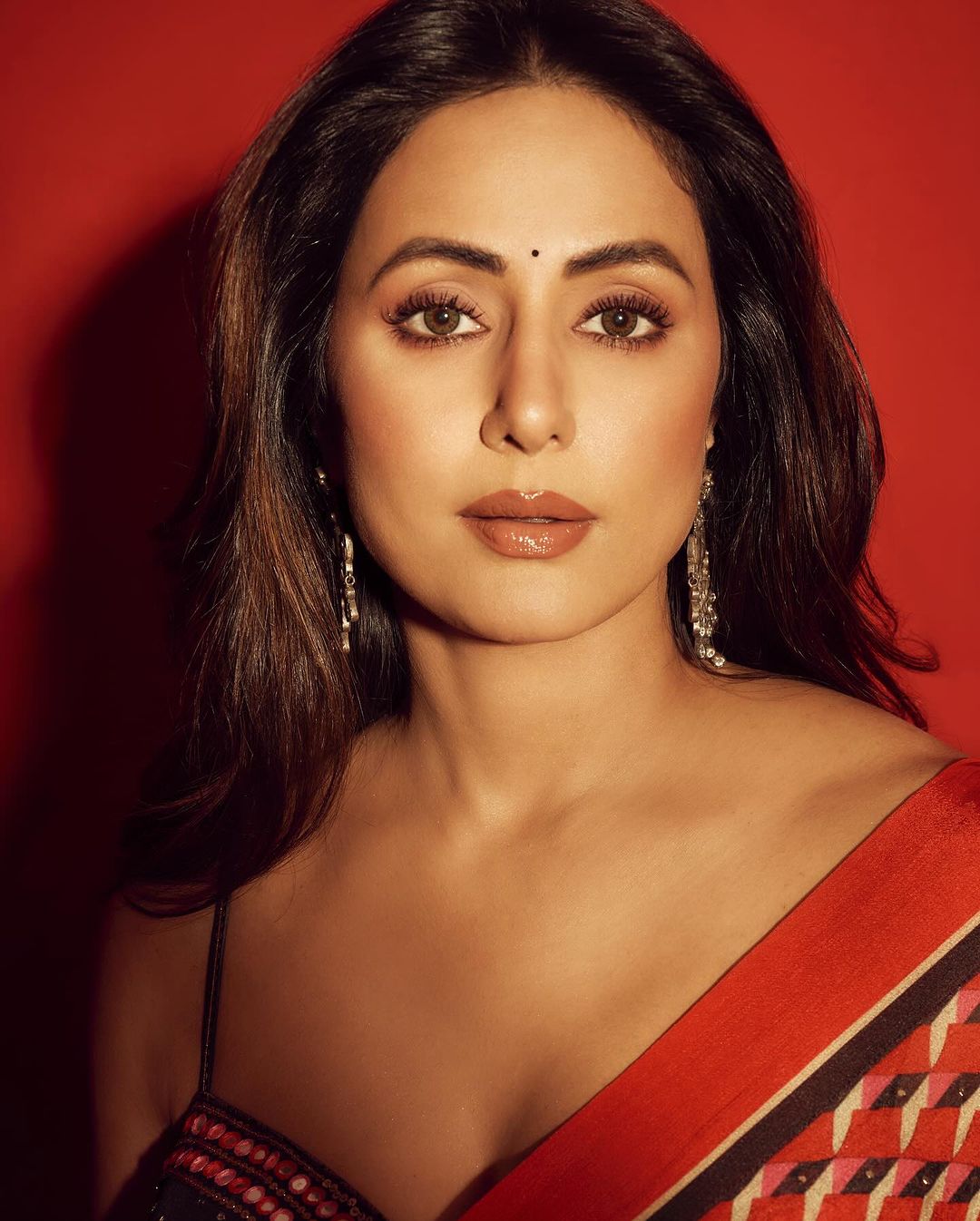 Hina Khan stage 3 Breast Cancer Diagnosis