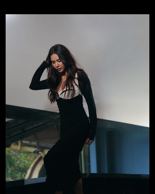 Sonam Bajwa instagram