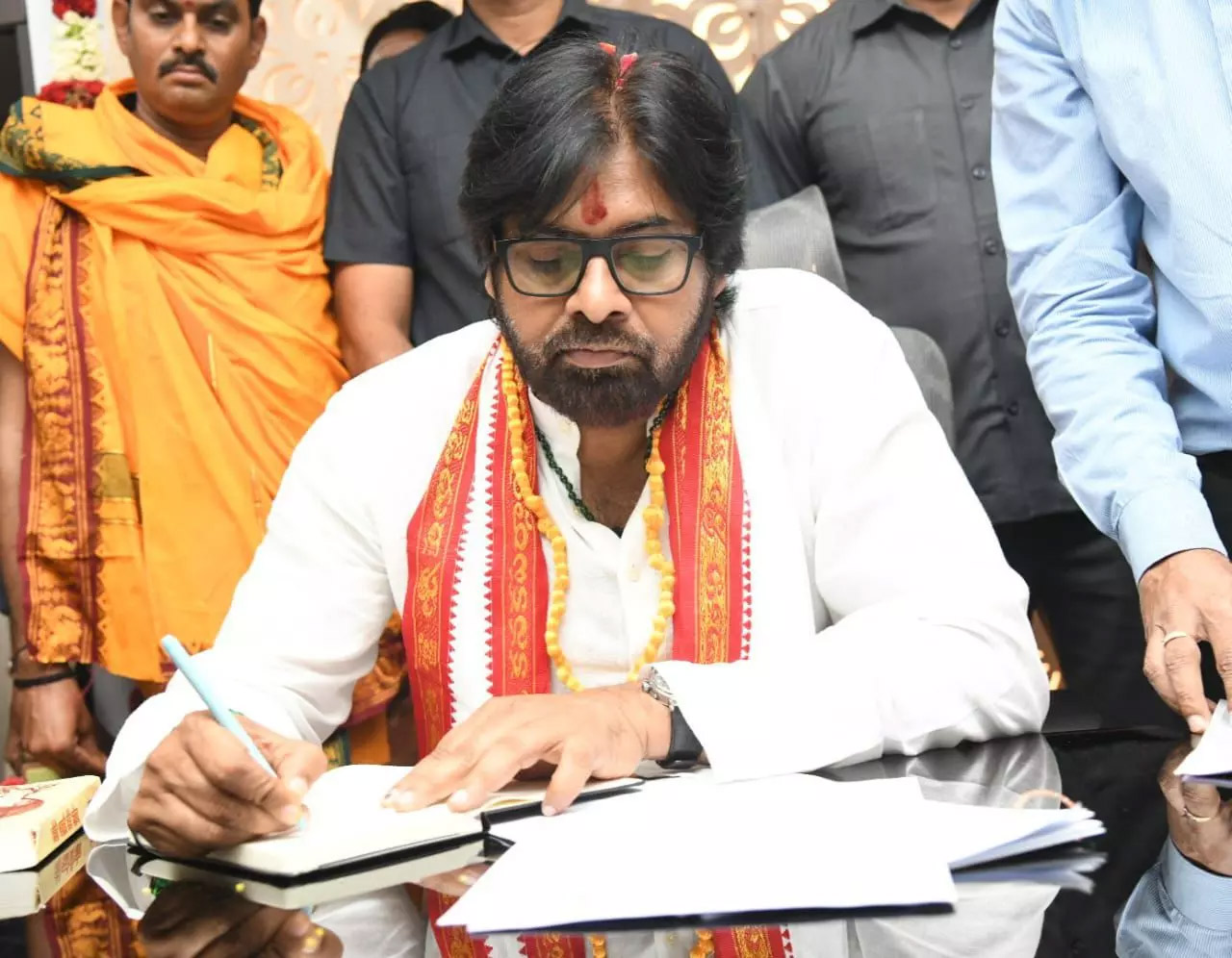 Pawan Kalyan used a pen gifted by a fan to sign the documents, rather than the one from his Vadina Surekha.