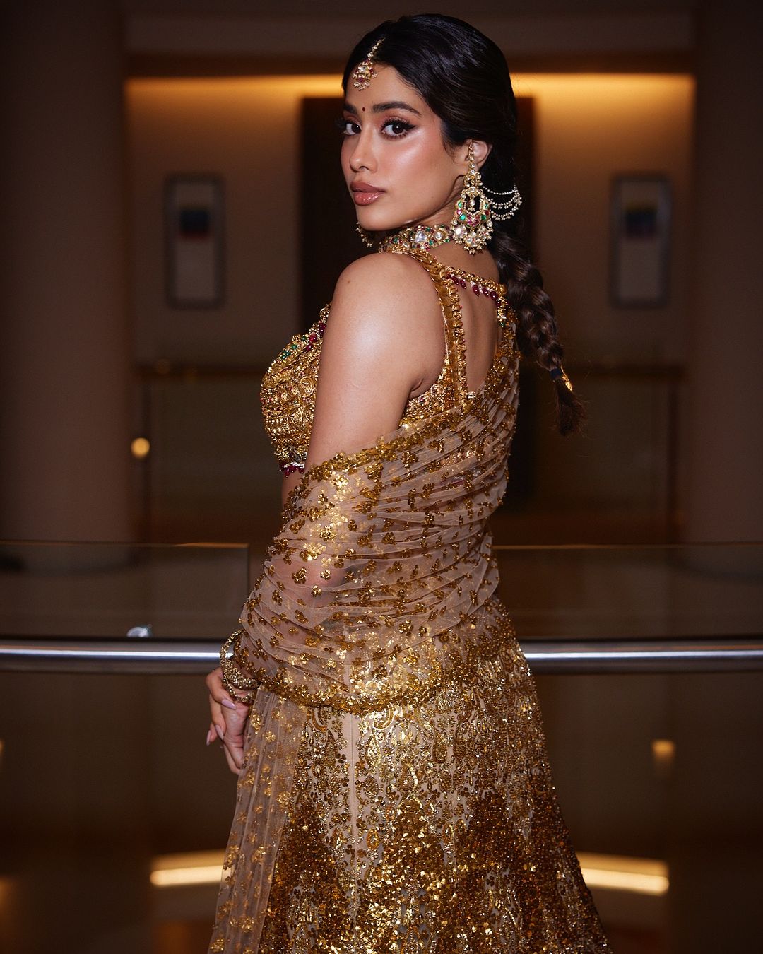 janhvi kapoor age