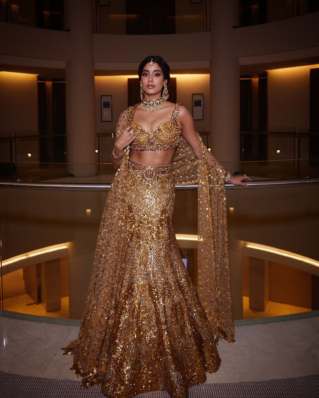 Janhvi Kapoor Golden Look