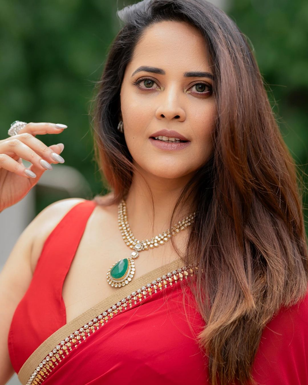 Anasuya Bharadwaj seductive beauty
