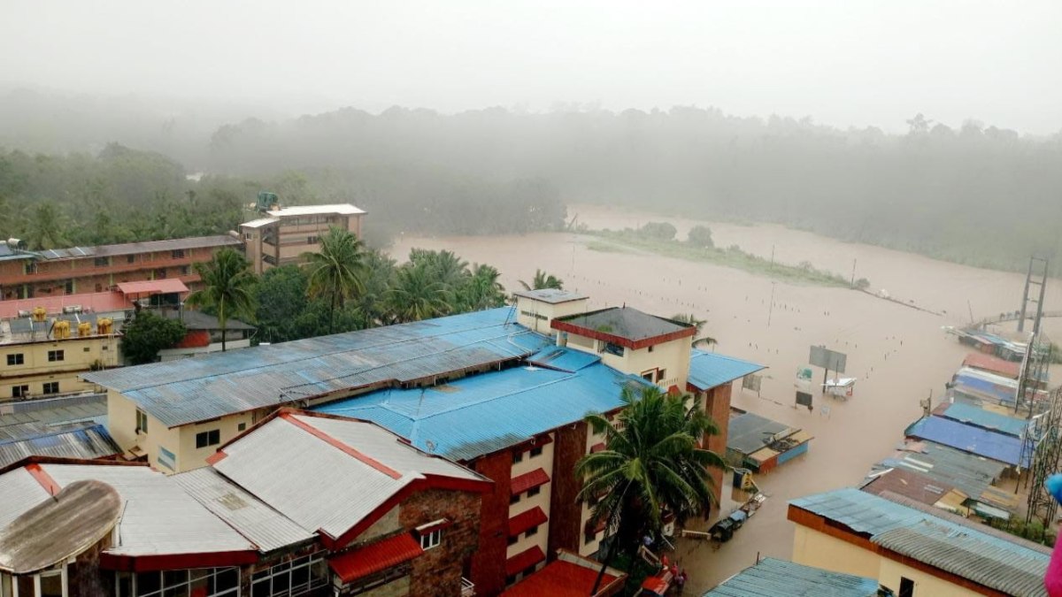Heavy Rain Tunga River Flood In Chikkamagaluru Shivamogga