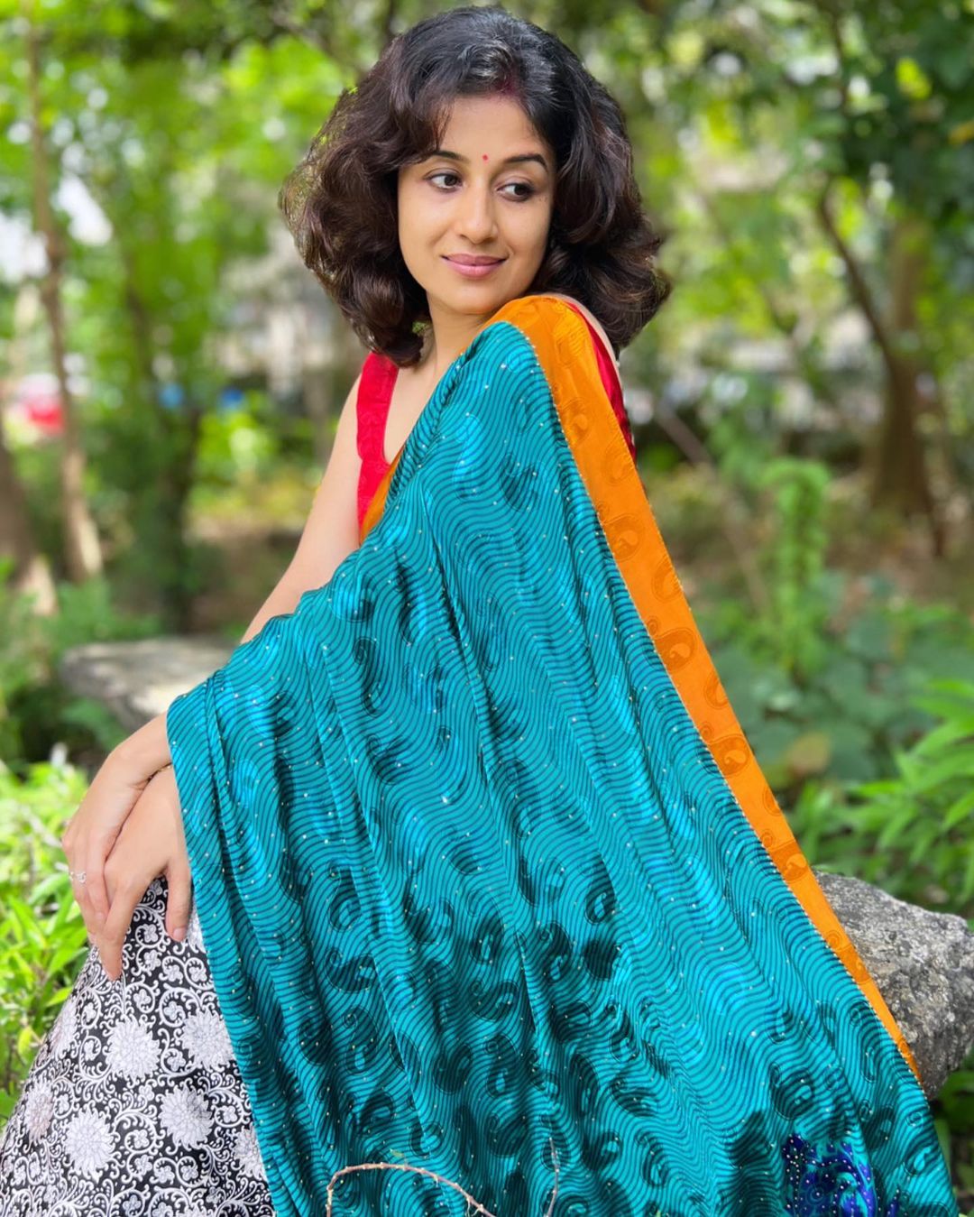 paridhi sharma latest pics