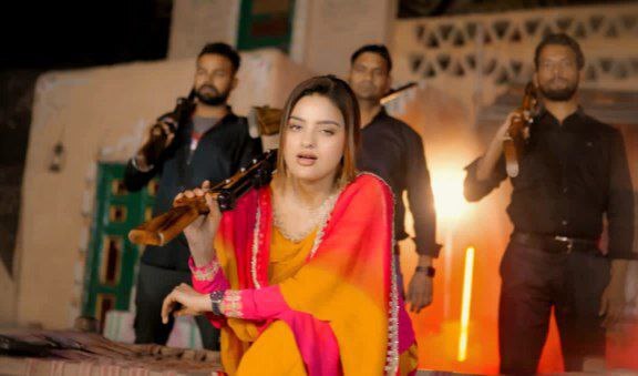 बंदूक की दुकान song वायरल