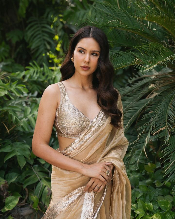 Sonam Bajwa photos