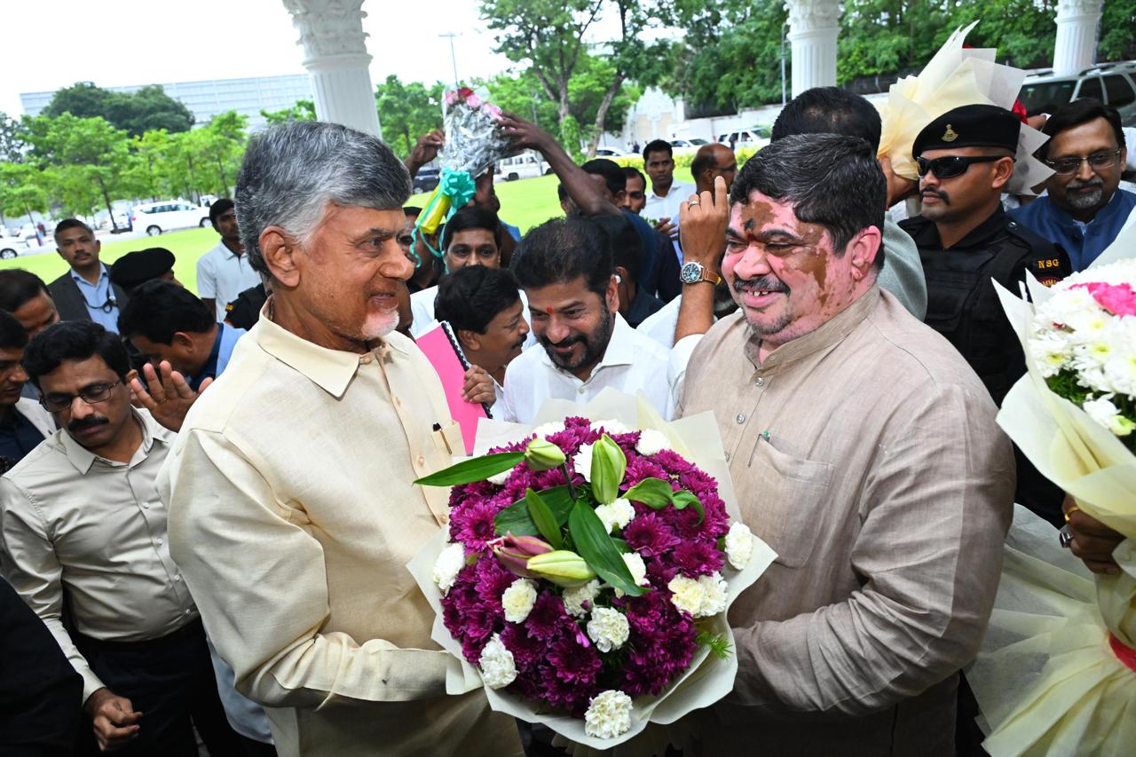 Chandrababu naidu and Revanth Reddy meeting
