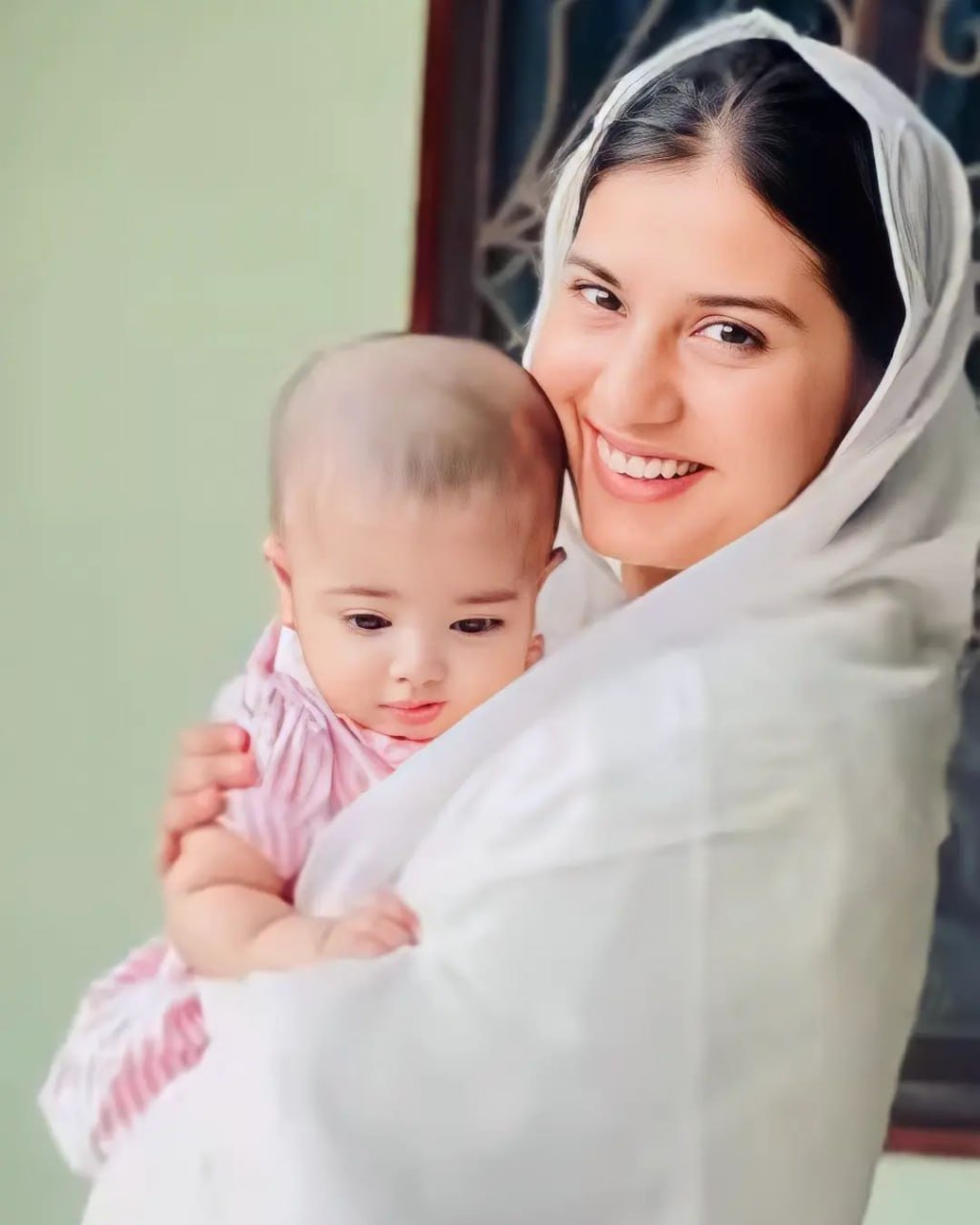 who is iqra hasan Choudhary