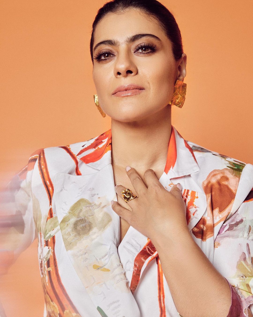 काजोल इनकम सोर्स