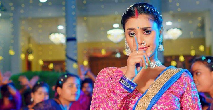 kajal tripathi new son on youtube